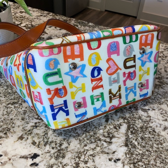 Dooney & Bourke Tote - Picture 4 of 11